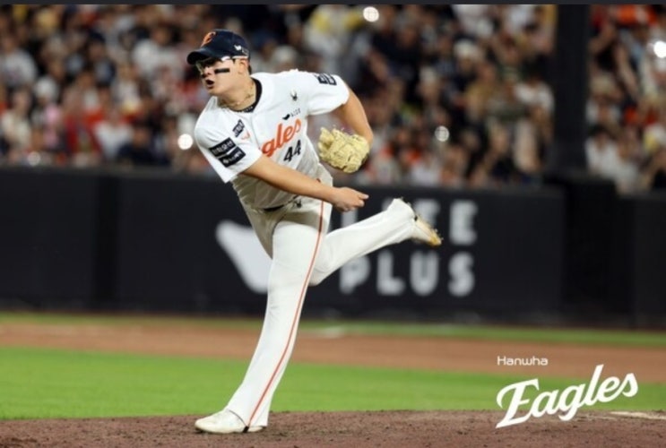 베스트 12 발표, <b>한화 김서현</b> 역대 <b>최다 득표</b> <b>올스타</b> 선정