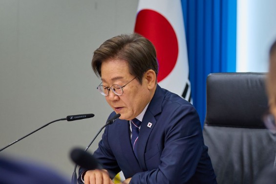 민간 국방장관 "국방개혁 의지"..실용의 상징 "송미령 <b>유임</b>"