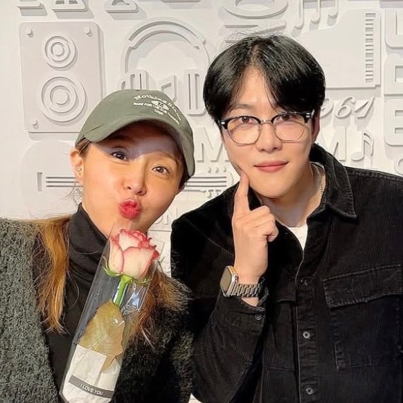  가수 신지, 예비신랑(남편) 문원(기련) 누구? 결혼 발표, 상세 프로필, 듀엣곡 샬라카둘라 곡 정보 총정리