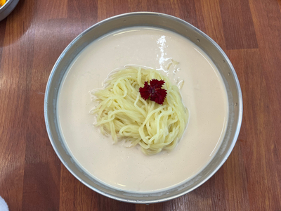  청라 두진옥에서 콩국수의 진수를 맛보다