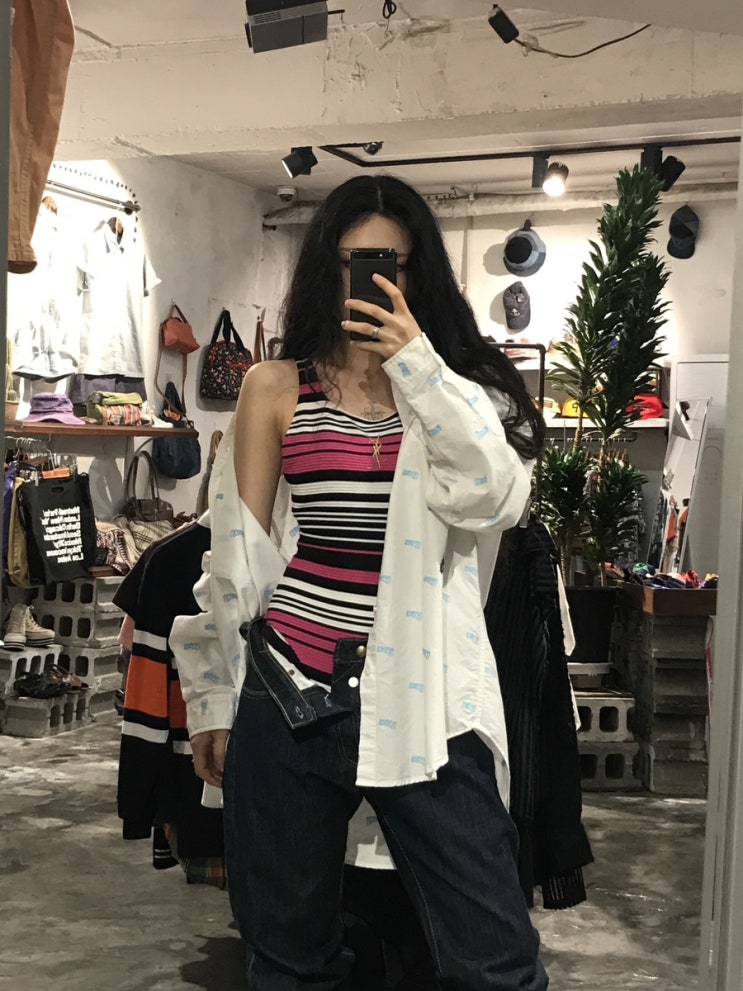  [빈티지샵] 안녕하세요~ 타투이스트입니다~.[???] 타투 못 해드리는 대신 옷 골라드립니다~