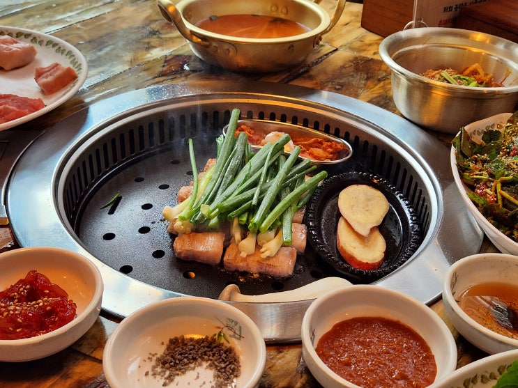 전포동 맛집 농막 반찬 잘 나오고 맛있게 구워주는 고깃집