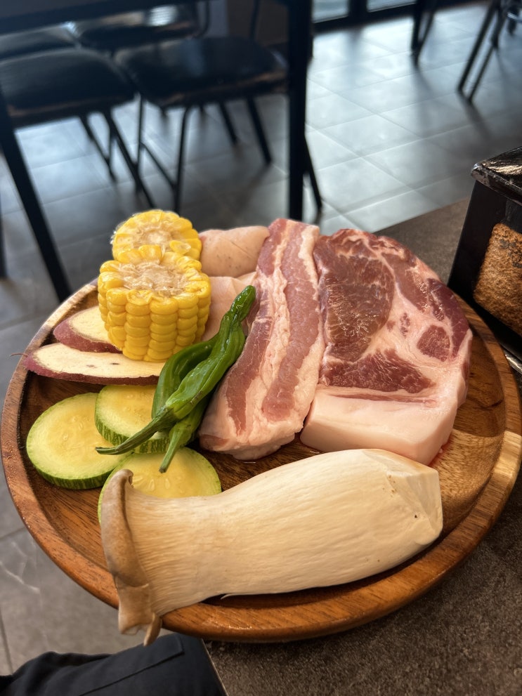  제주 가족여행 애월 흑돼지 맛집 '정직한 돈'