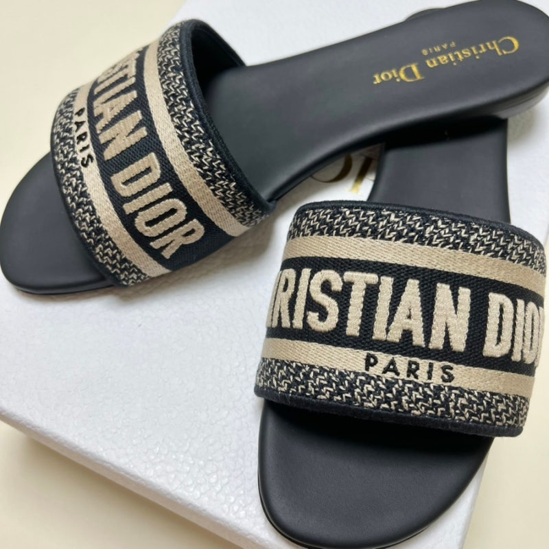 [디올 / DIOR] 30대 여자 생일선물 디올 디웨이뮬슬리퍼 사이즈 팁 / 가격