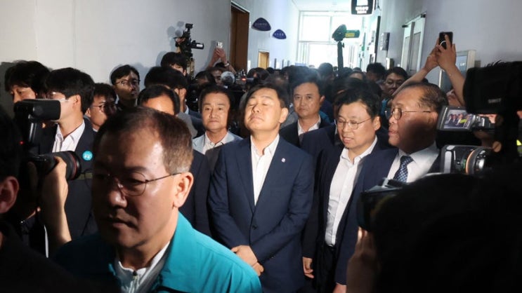 <b>완주</b>군민이 <b>전주</b>-<b>완주</b> <b>통합</b> 거세게 반발하는 이유…김관영... 