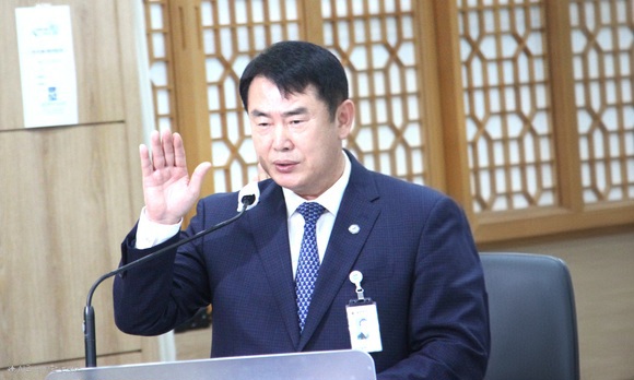 인사팀장 재판, <b>이정선</b> <b>교육감</b> 지시?...꼬리자르기 <b>의혹</b>[e미래뉴스]