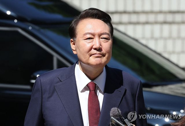  尹측 "체포영장 절차적 정당성 결여·방어권 침해" 법원 의견서