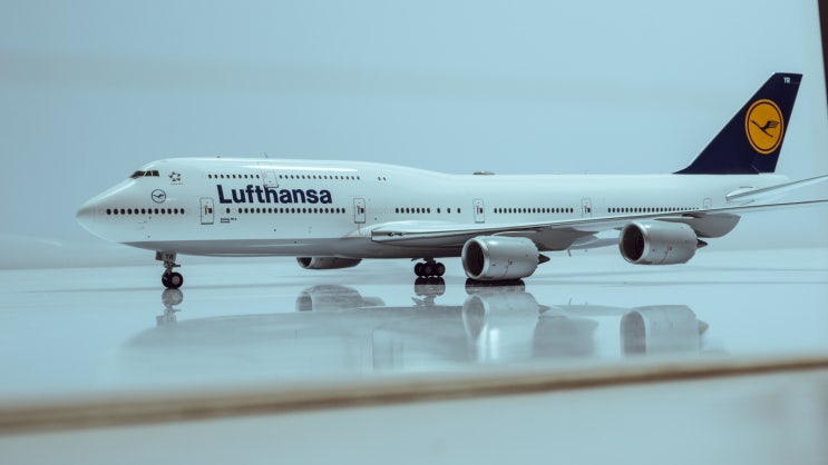  1:200 JC wings 루프트한자 Lufthansa B747-8i D-ABYR 'OC livery' 다이캐스트 모형