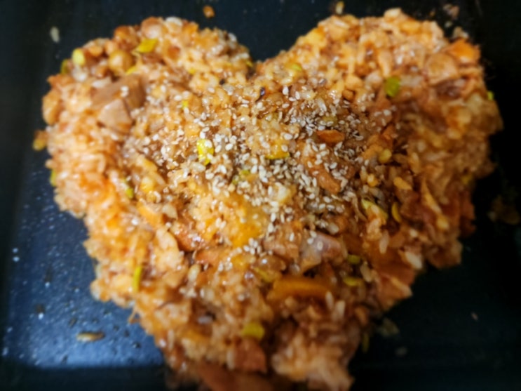 먹고 남은 닭갈비로 닭갈비치즈볶음밥 만들기