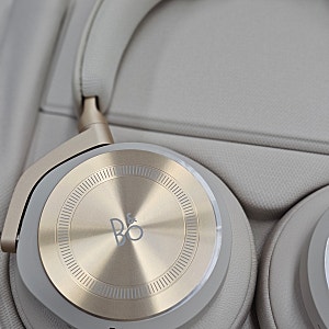 [뱅앤올룹슨 베오플레이 HX 헤드폰] 블루투스 무선 헤드폰Beoplay HX 골드톤색상 실제사용 후기 ....