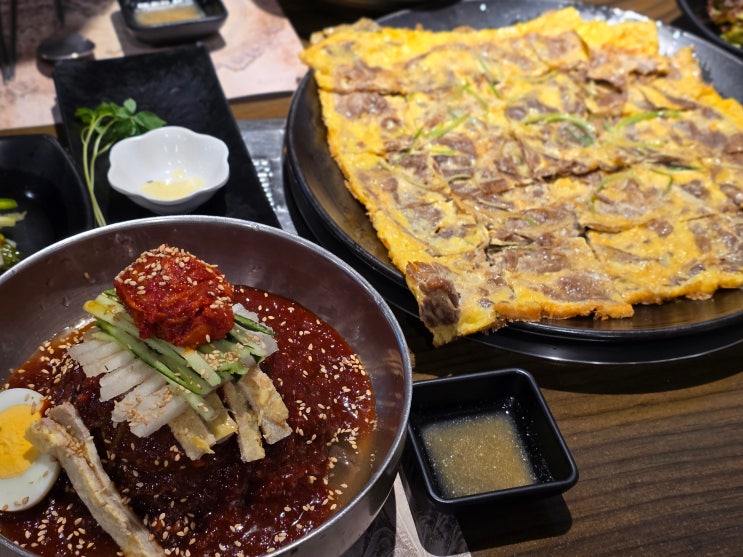  현지인이 추천하는 제대로 된 진주 냉면을 먹고 싶다면 진주냉면산홍 본점