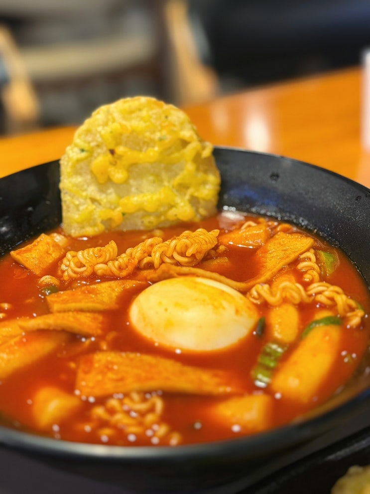  상암동떡볶이 DDMC맛집 라볶이와 순대가 맛있는 상암점심 혼밥 가능