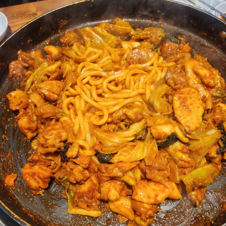  내돈내산 [여의도] 오근내8 닭갈비  - 카레향이 나는 인생 닭갈비 맛집