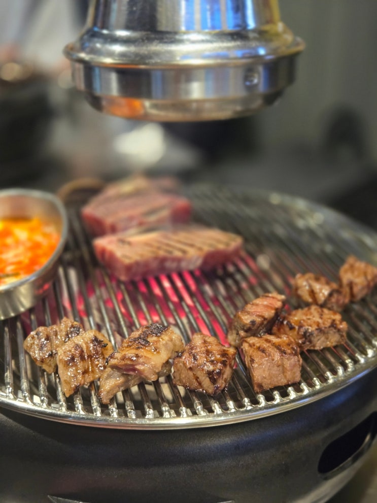  [구퉁이 상암점] 살살 녹는 소꽃갈비 상암DMC맛집