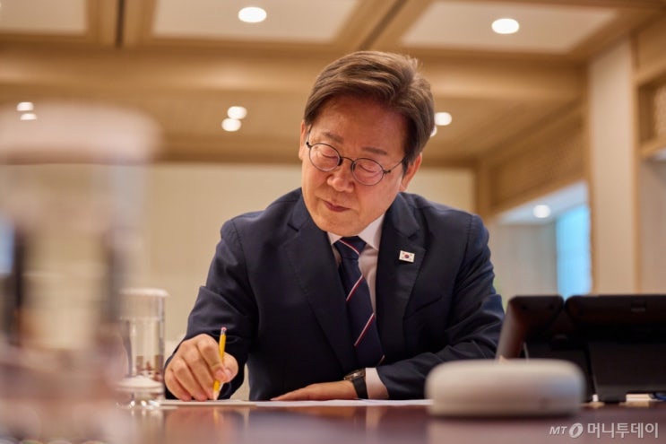 [속보]<b>이재명 대통령</b>, 오후 2시30분 광주서 시민들과 <b>타운홀미팅</b>