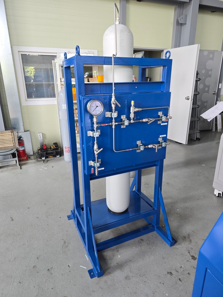  H2 Gas Panel & H2 Gas Buffer Tank