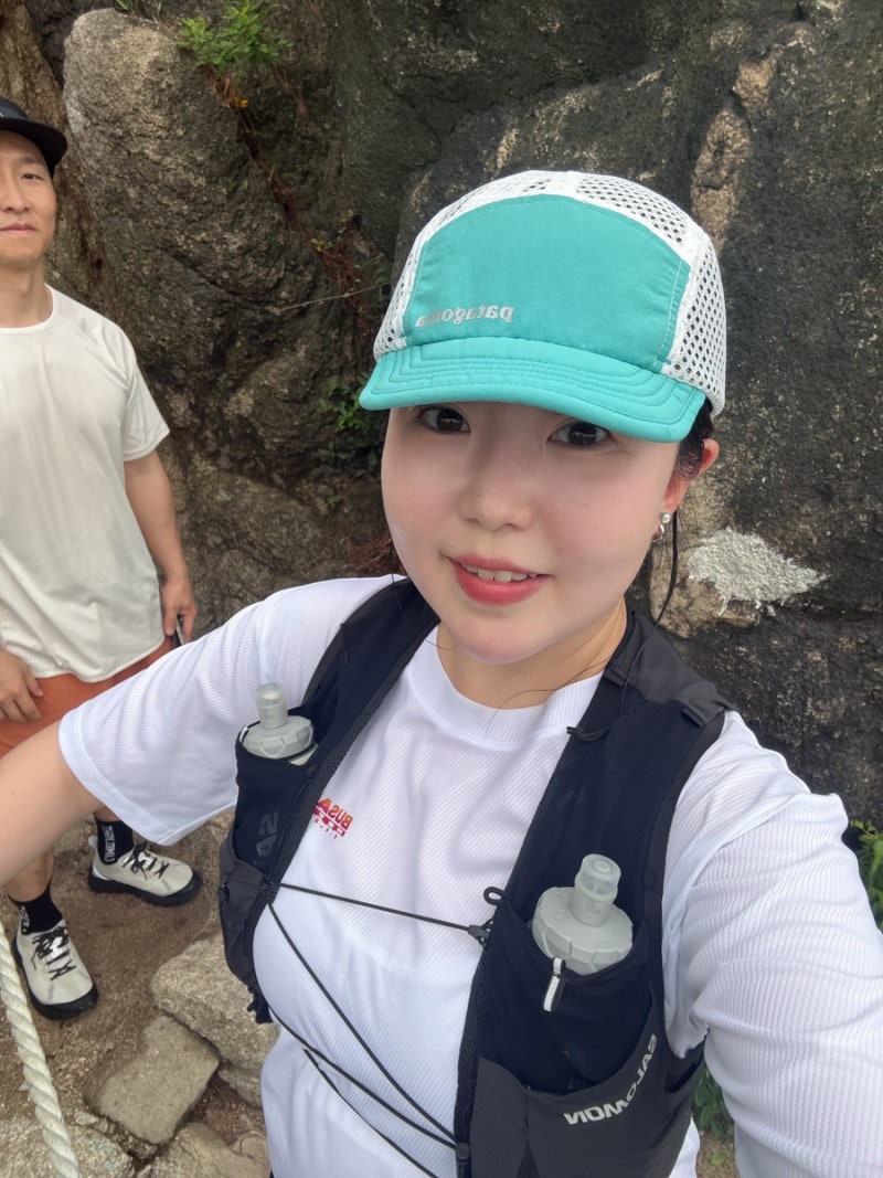 파타고니아 덕빌캡 러닝모자 착용샷
