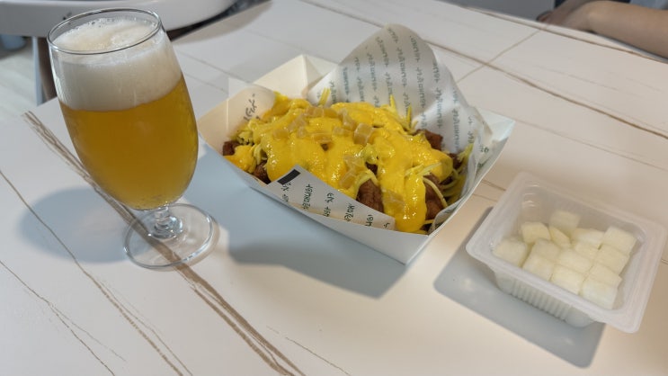  답십리 치킨맛집, 치킨매니아 신메뉴 망고치킨! 여름에 딱 맞는 이색 치킨 아닌가요?