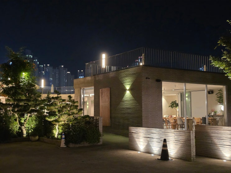  진주 사진찍기 좋은 예쁜 카페 노키존으로 조용한 분위기의 초전동 그라운드헤븐