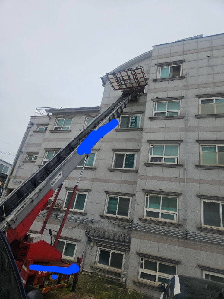 이삿짐 운반용리프트 사다리차 운전 전도 화물낙하방지 안전수칙