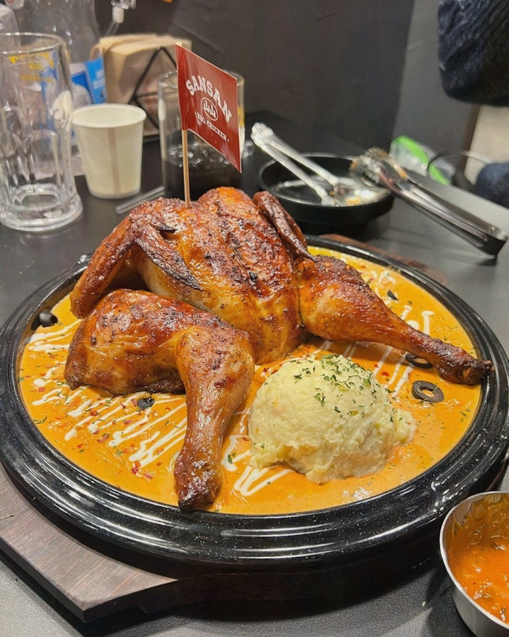  [산산바베큐치킨 신촌본점] 투움바 로제 소스 치킨이 특히 매력적인 신촌맛집