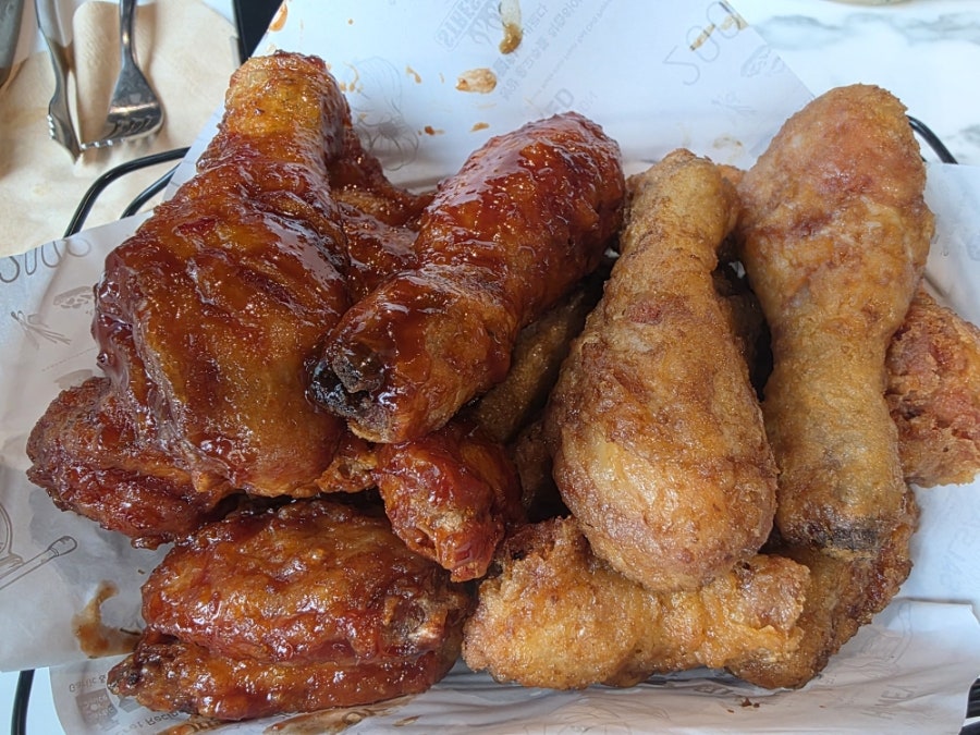 교촌치킨 산본사거리점 사진 5