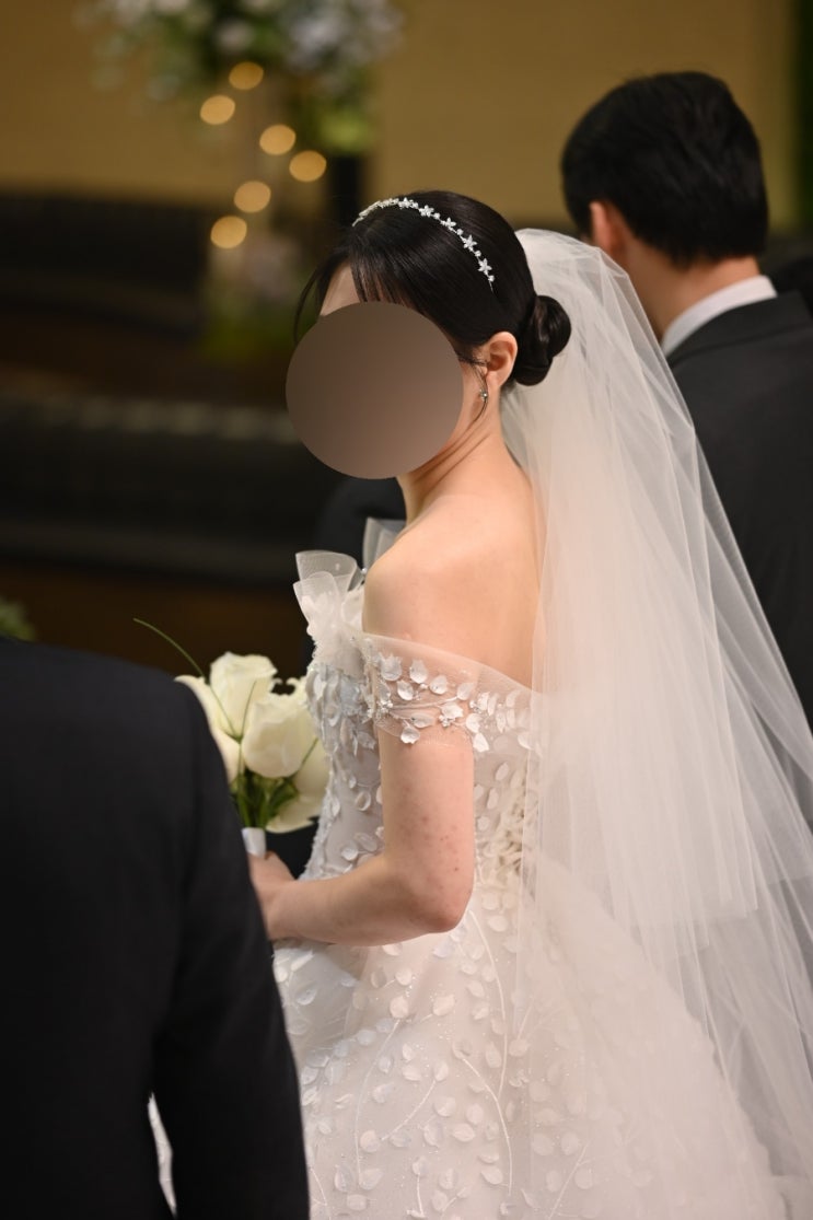  결혼식 당일 예쁘다고 난리난 본식헤어 (양갈래 로우번)