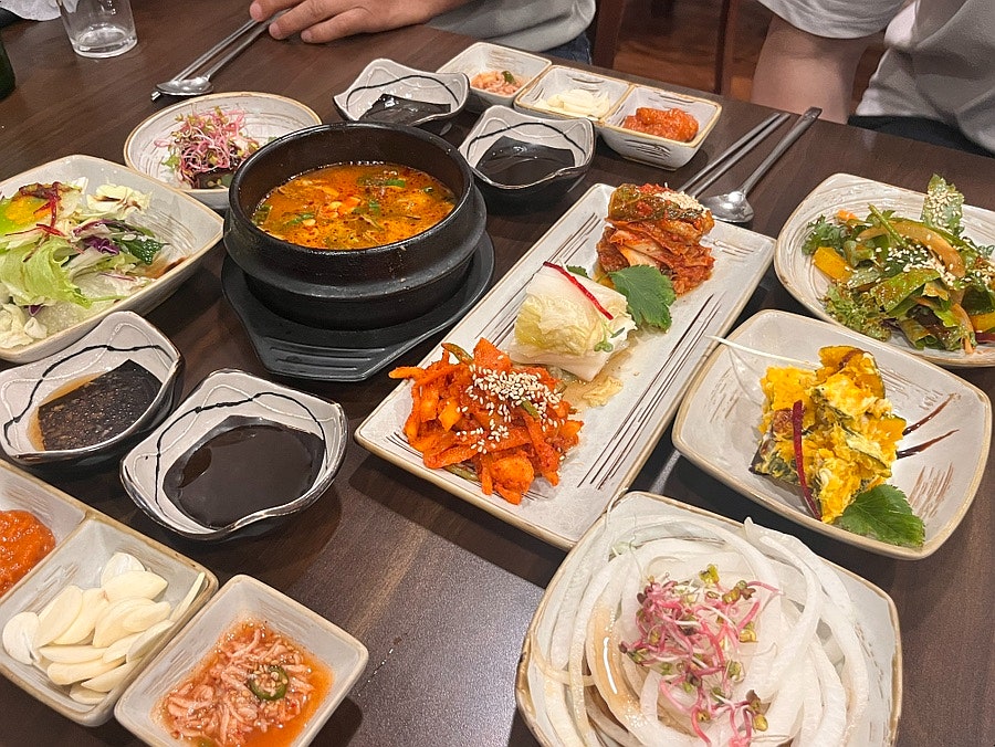 마야복분자왕족발보쌈 사진 4