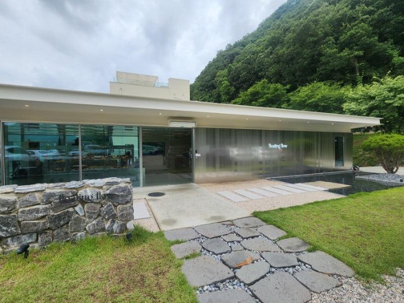 사진 4