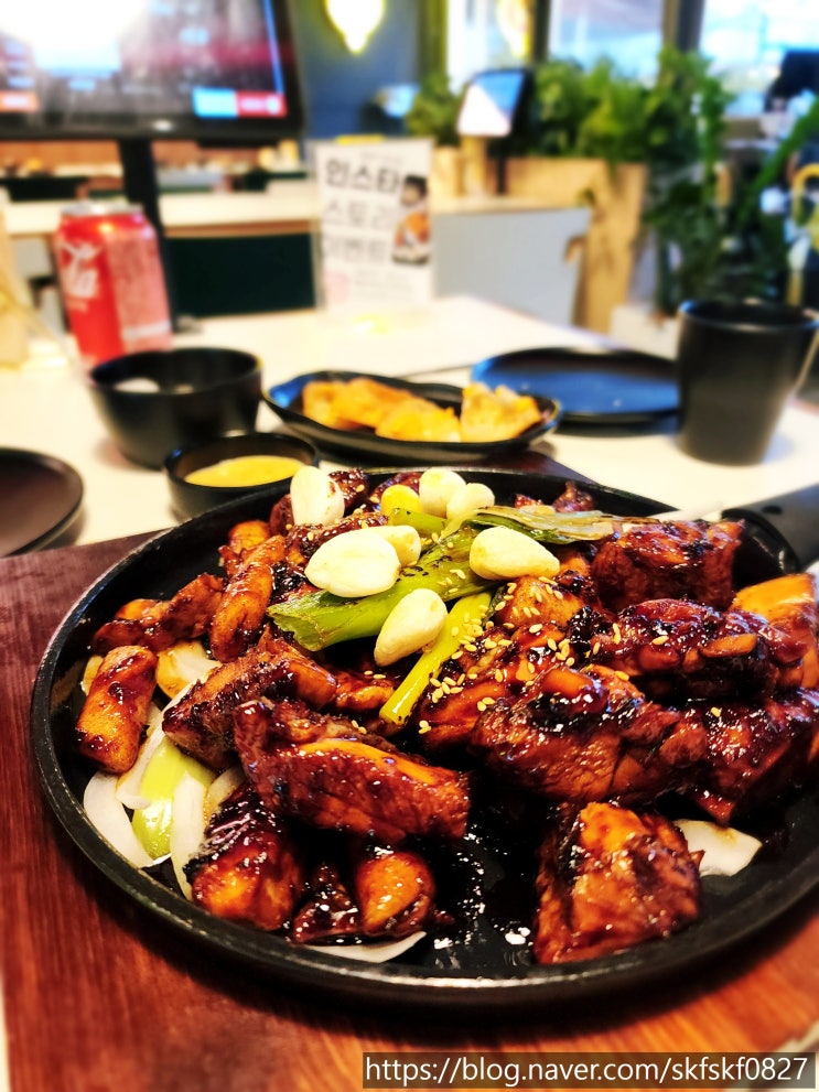  [불당동맛집] 구워서 느끼하지않고 소스맛이 일품인 감탄계 숯불치킨 불당점