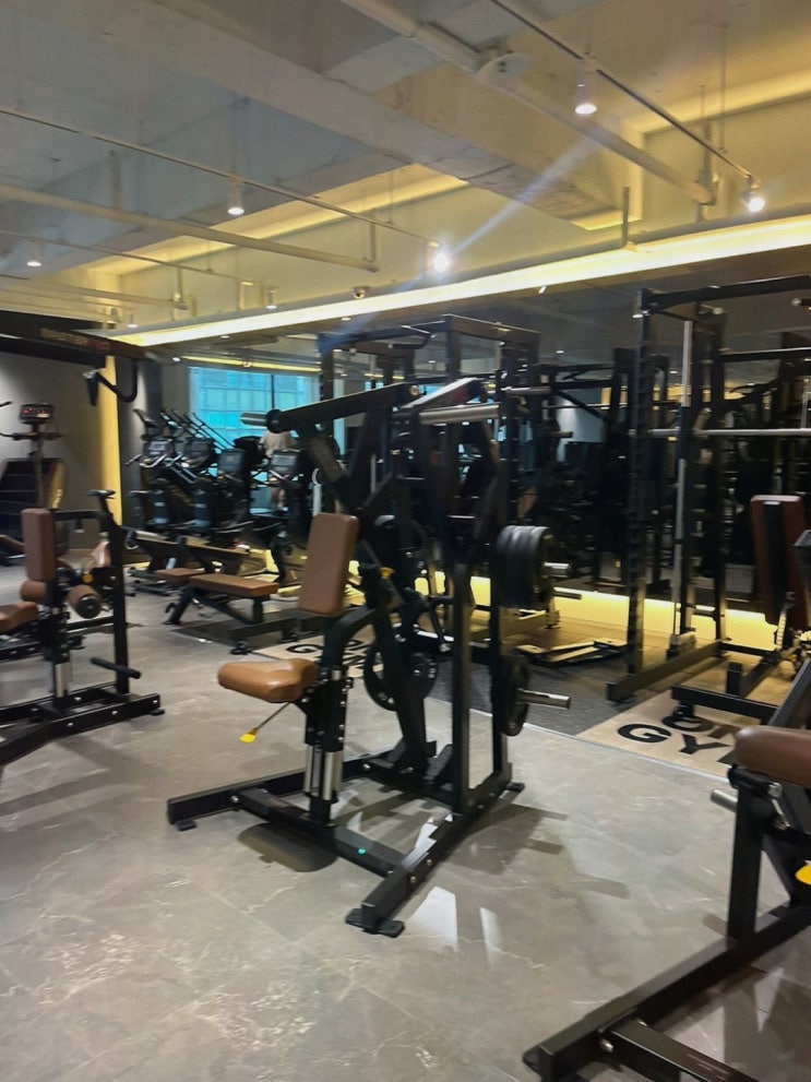  최고급 시설과 친절한 서비스가 돋보이는 부천시청 헬스장, 온더짐 부천시청점