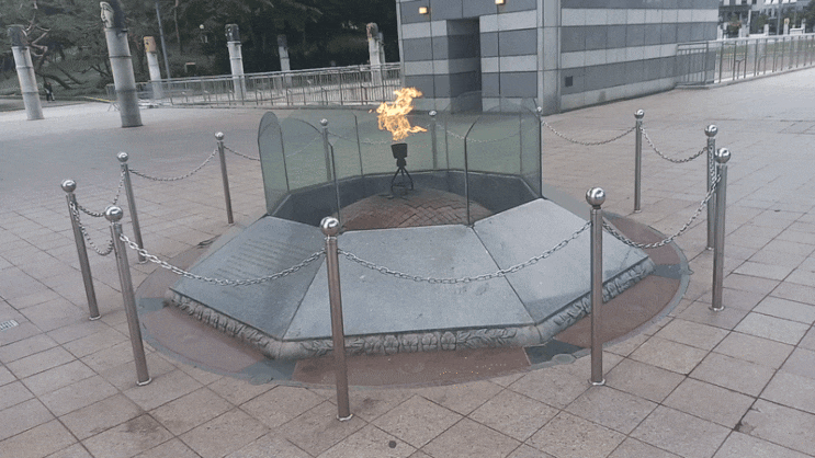 서울특별시 송파구 올림픽공원을 둘러보고 사진을 찍었습니다.