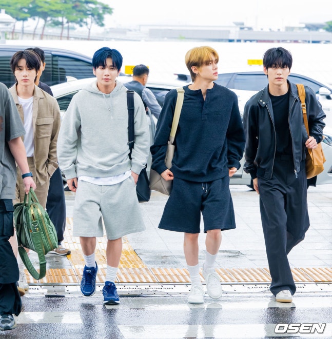  [공항패션]투모로우바이투게더(TXT), 디올 스타일 제대로 입고 파리로! ️