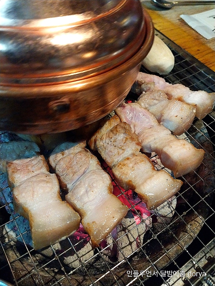 명동 웨이팅 대박 노포 맛집 육통령 명동본점