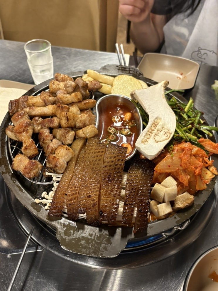 신림 돼봉삽겹살 고깃집 추천,신림고기집