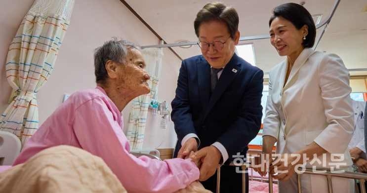 병원에 <b>대통령</b> 첫 방문… <b>이재명 대통령</b> “낙인 아닌 존중 필요”
