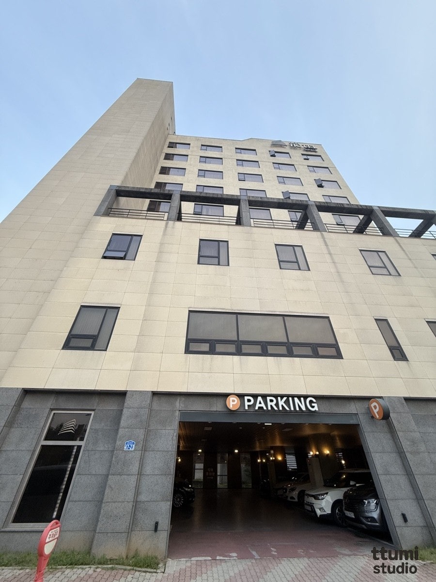 Geehotel photo 2