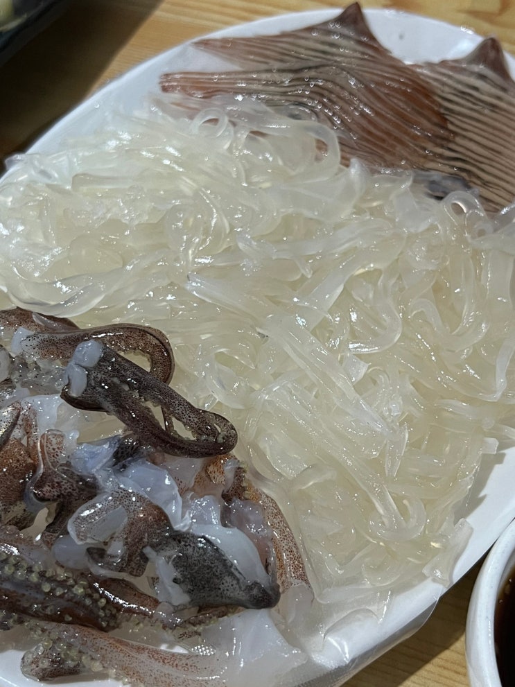  대구 진천동 오징어회 맛집 : 앞산산오징어