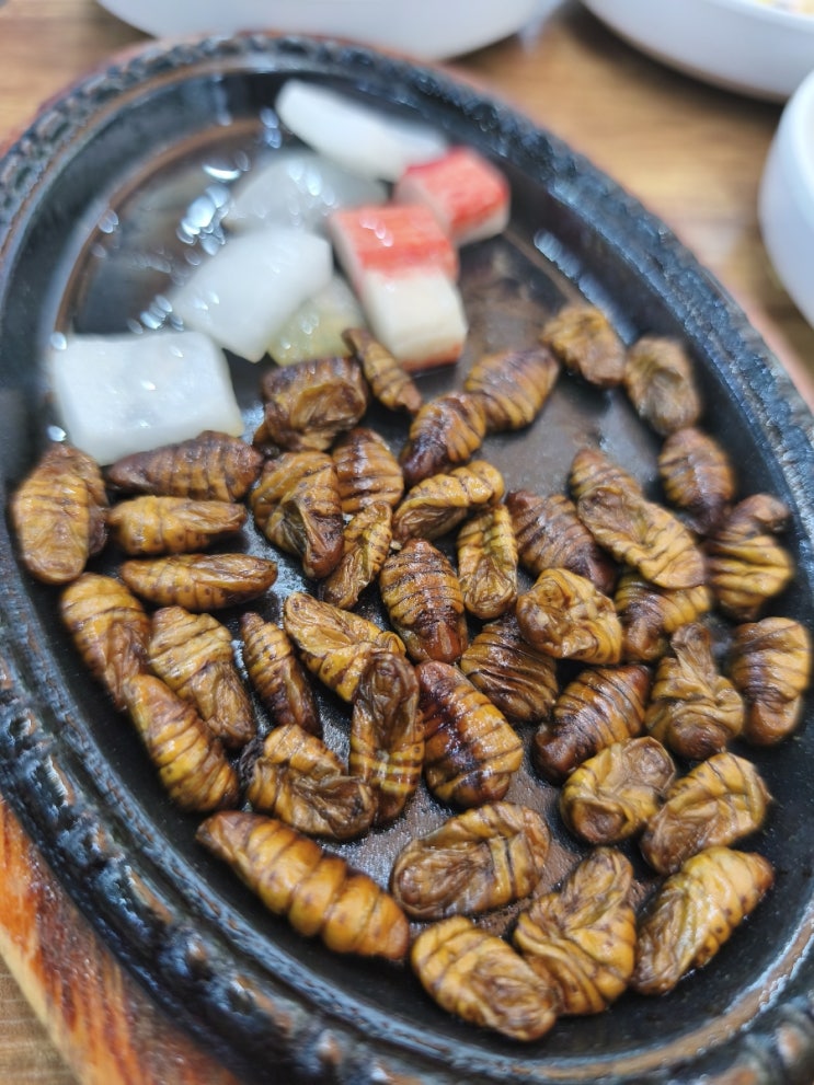 [전국부동산114] [사자성어]마이동풍 - 말마/귀이/동녘동/바람풍