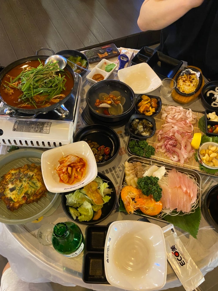  한잔하기 좋은 군산포차 지곡동 한잔포차 원산지 국산 회 해산물 인기막회한상차림 매운탕 2차하기 좋은 군산맛집