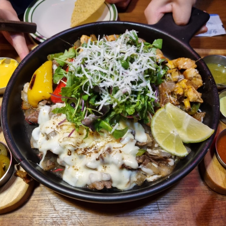  선릉역맛집 칠랑고 타코플레이트 소고기와 닭고기