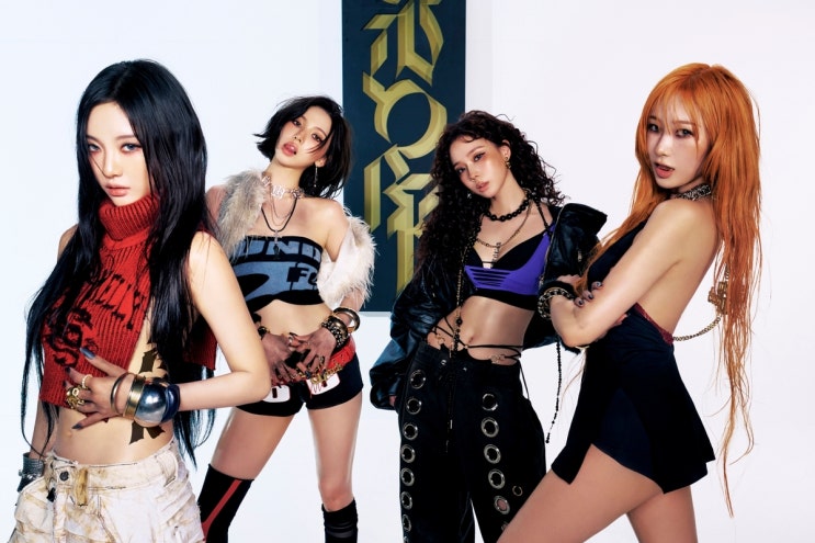  에스파(aespa), 시원한 쇠맛 더티 워크(Dirty Work) 발매 - 선주문 101만장 기록 / 악뮤(AKMU), 8월 3주간 단독 콘서트 개최 - 영등포구 명화라이브홀에서서