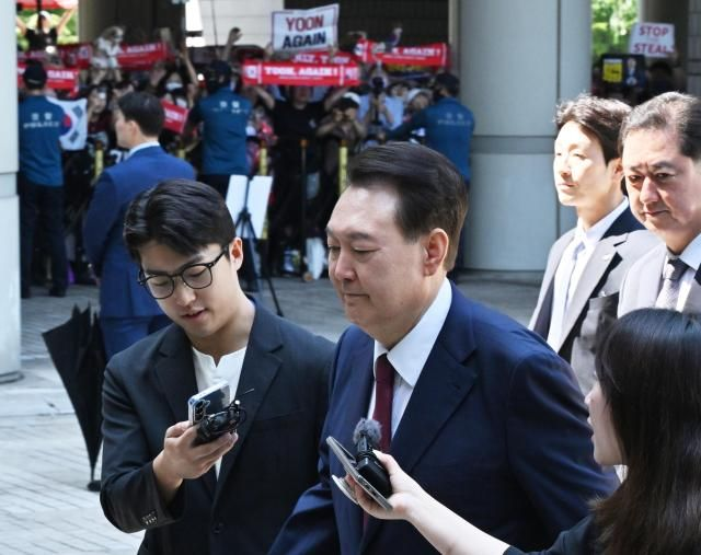  내란 특검, 출석 하루 앞둔 尹에 경고 "'출석불응' 발생하지 않길"