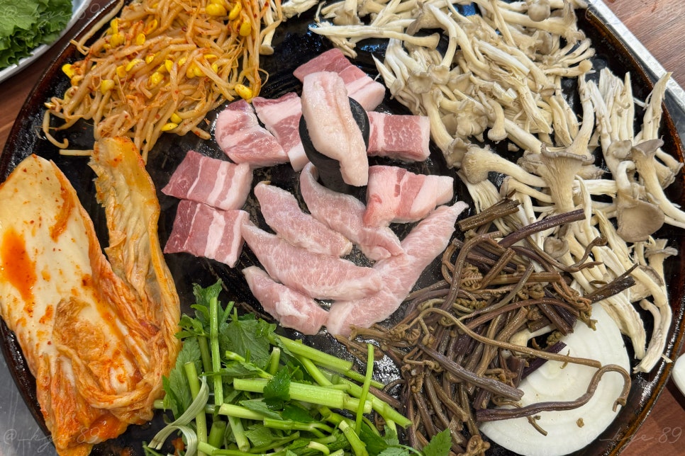 한돼지솥뚜껑생삼겹살 송정점 사진 2