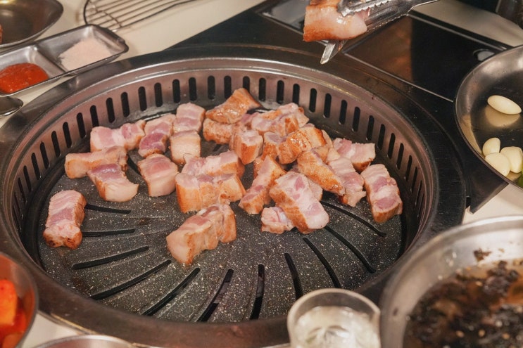  고집132 성수본점, 서울 최고의 성수맛집에서 맛있는 고기 즐기기!