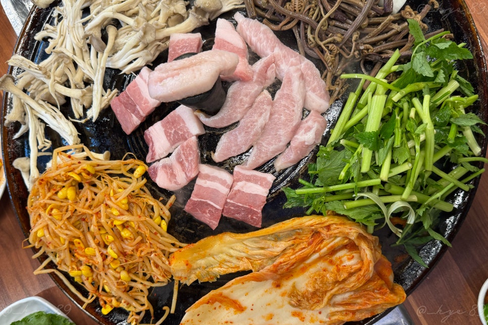 한돼지솥뚜껑생삼겹살 송정점 사진 3