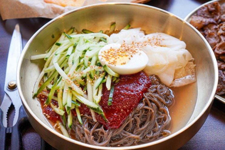  광주 무한리필 종결 보쌈과 막걸리를 무한으로 즐기는 동백보쌈칼국수