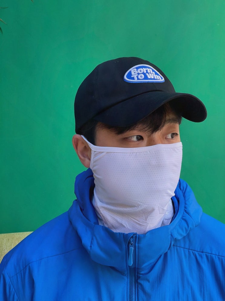  아이들과 공원에서 즐겁게 활동하는 여름 필수품, 싸이클마스크 캐디샵 자외선 차단 마스크