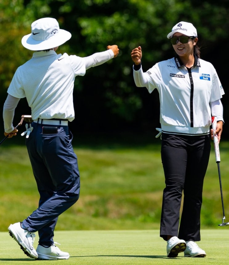 *<b>임진희</b>.<b>이소미</b>팀 3타차... 윤이나팀 공동9위-2025 <b>LPGA</b>투어... 