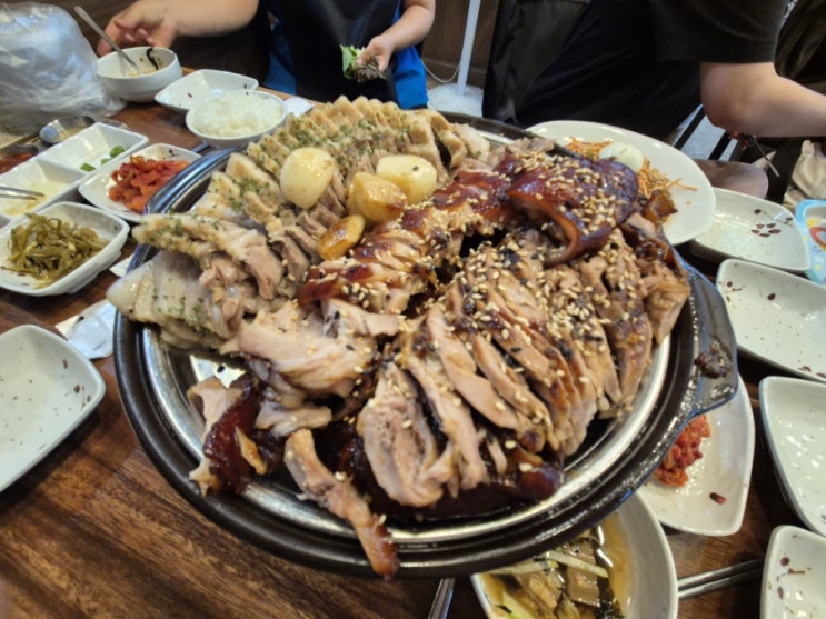  역촌 맛집 장충당 족발보쌈 여름 별미 아이들과 함께하기 좋은 식당